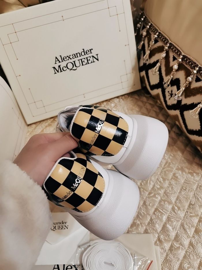 Alexander Mcqueen Couple Shoes AMS00013